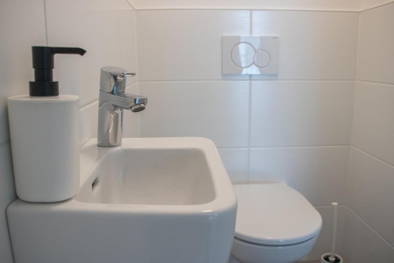 Flat2Go Modern Apartments - Harmony Of City And Nature فيينا المظهر الخارجي الصورة
