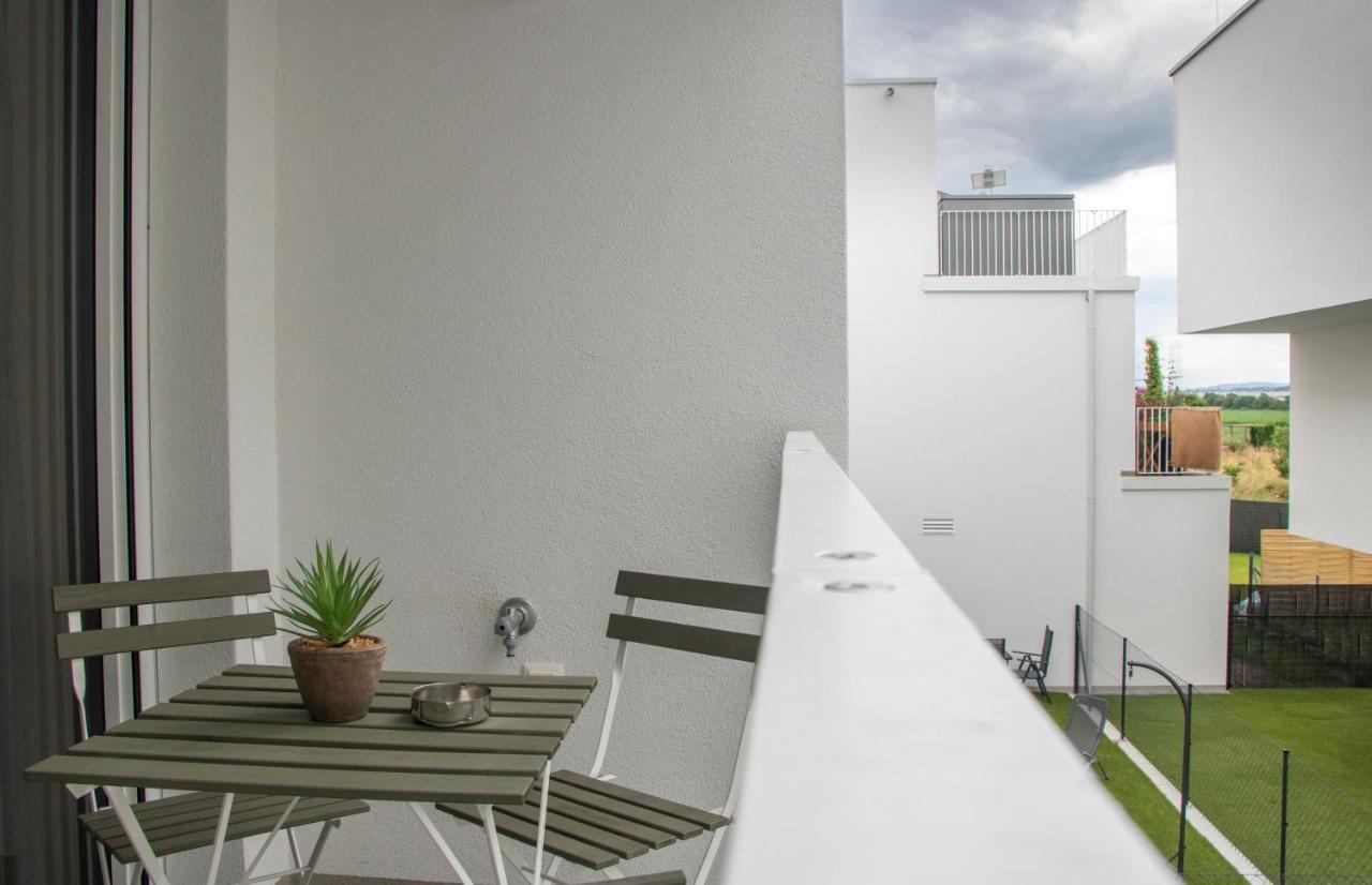 Flat2Go Modern Apartments - Harmony Of City And Nature فيينا المظهر الخارجي الصورة