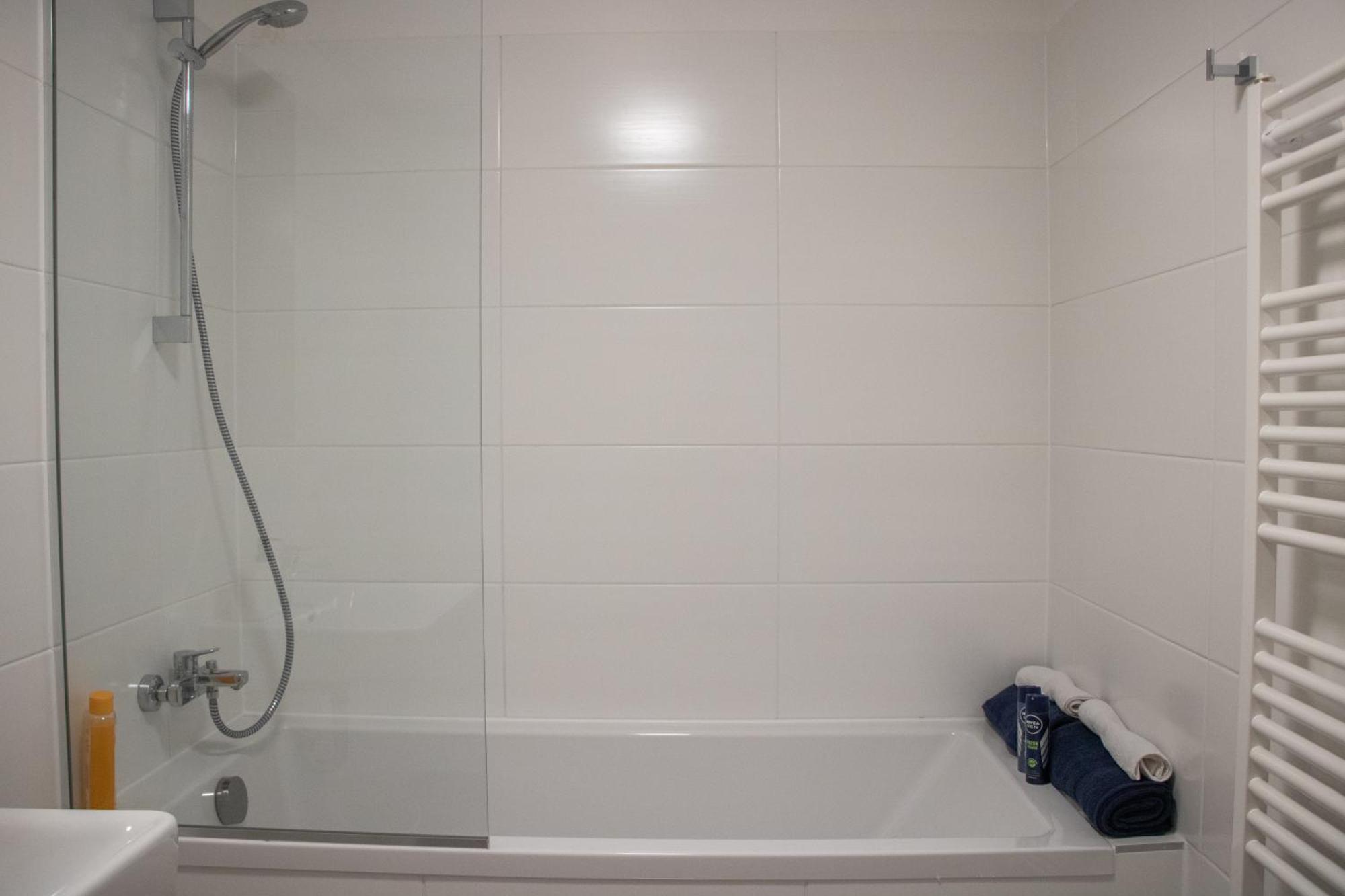 Flat2Go Modern Apartments - Harmony Of City And Nature فيينا المظهر الخارجي الصورة
